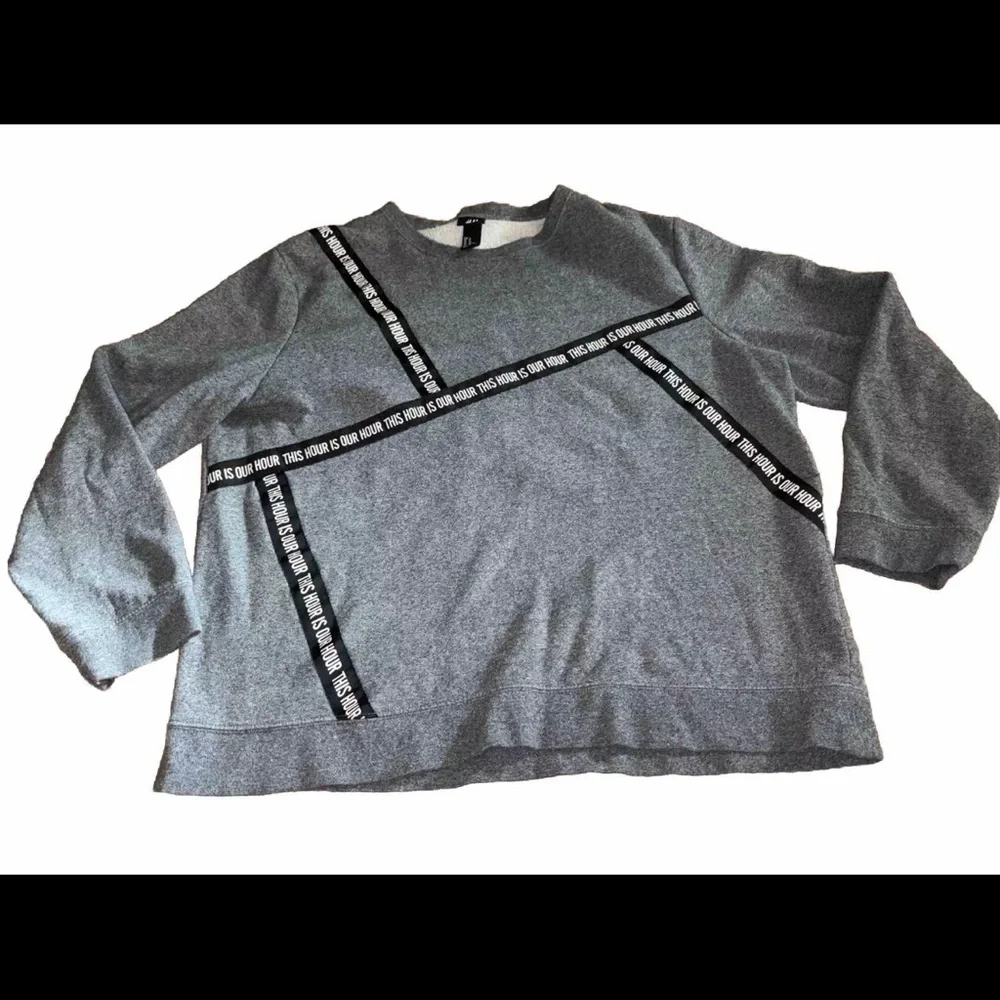 Men’s H&M This Hour Is Our Hour Grey Sweatshirt Size XL